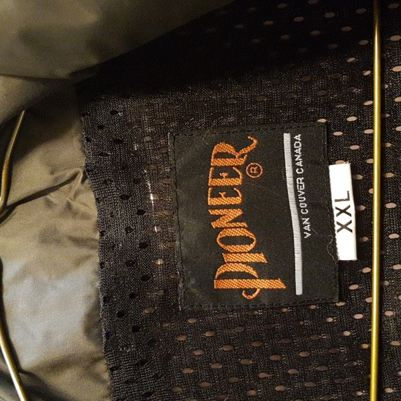 PIONEER Rain Jacket - Picture 3 of 5